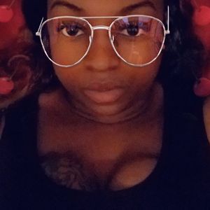 Meet your Posher, Deitra